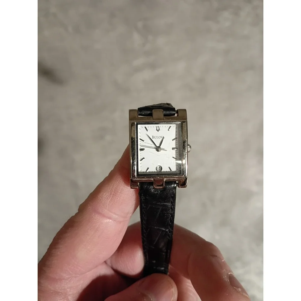 Bulova Tank Watch Womens Silver Tone w/Date 96M19 Replaced Battery Leather Band
